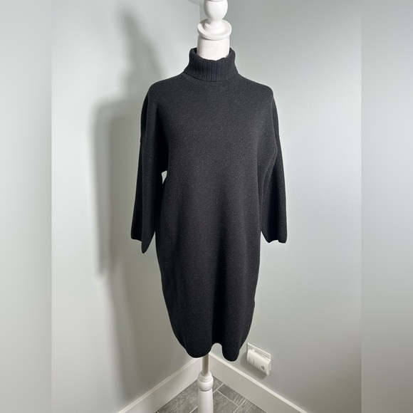 Pomander Place Vivianne Black  Sweater Turtleneck Dress Size Medium - Picture 3 of 17